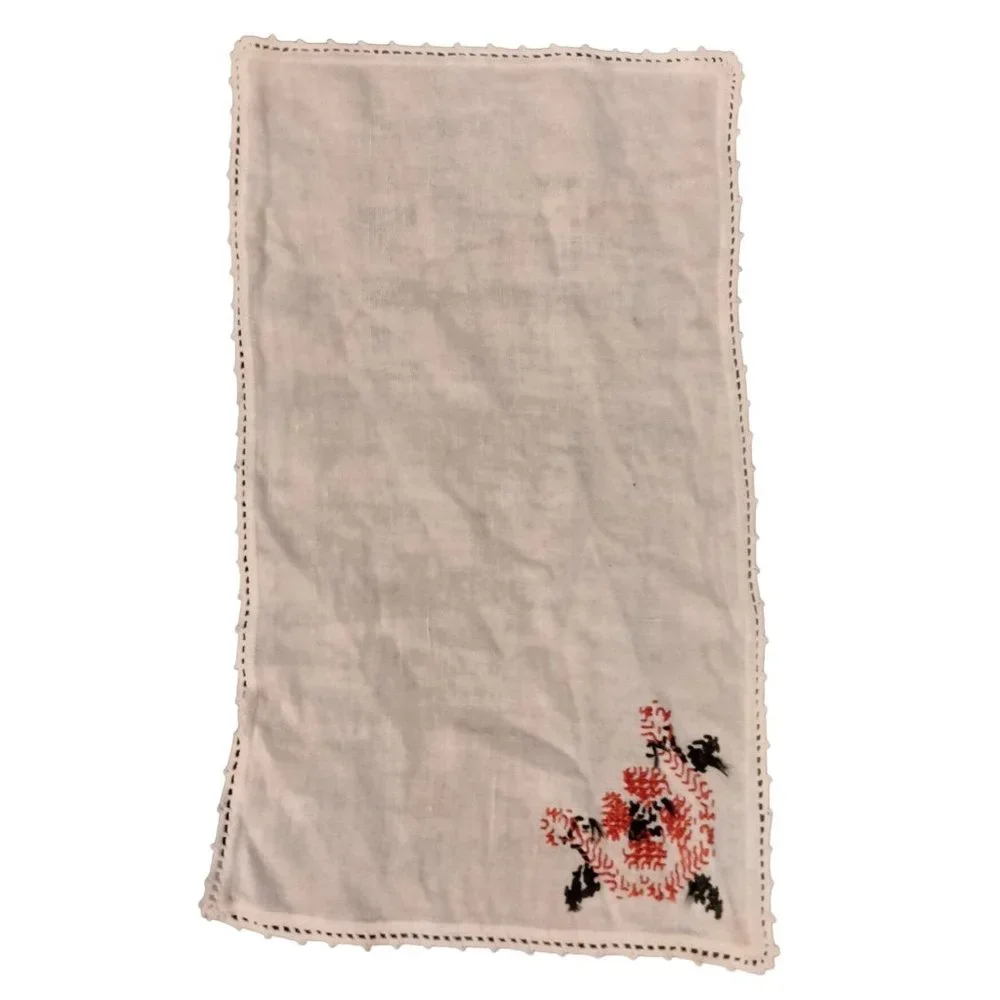 Embroidered Red Black Heart Hand Doily Table Runner Vintage Cross Stitch Goth - Picture 2 of 3